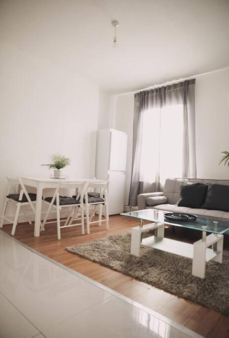 3 Bed Flat With Balcony Central Londen Buitenkant foto