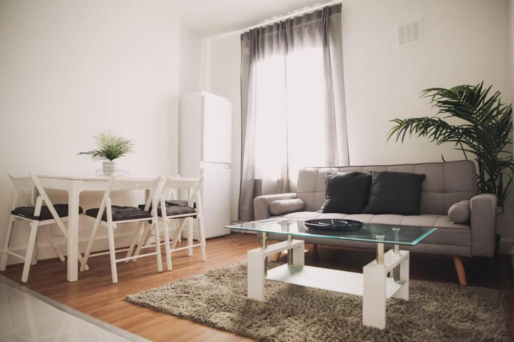 3 Bed Flat With Balcony Central Londen Buitenkant foto