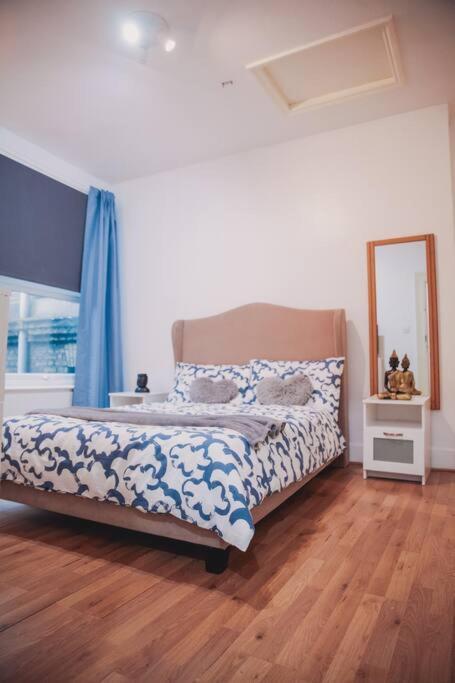 3 Bed Flat With Balcony Central Londen Buitenkant foto
