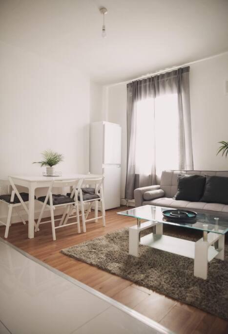 3 Bed Flat With Balcony Central Londen Buitenkant foto