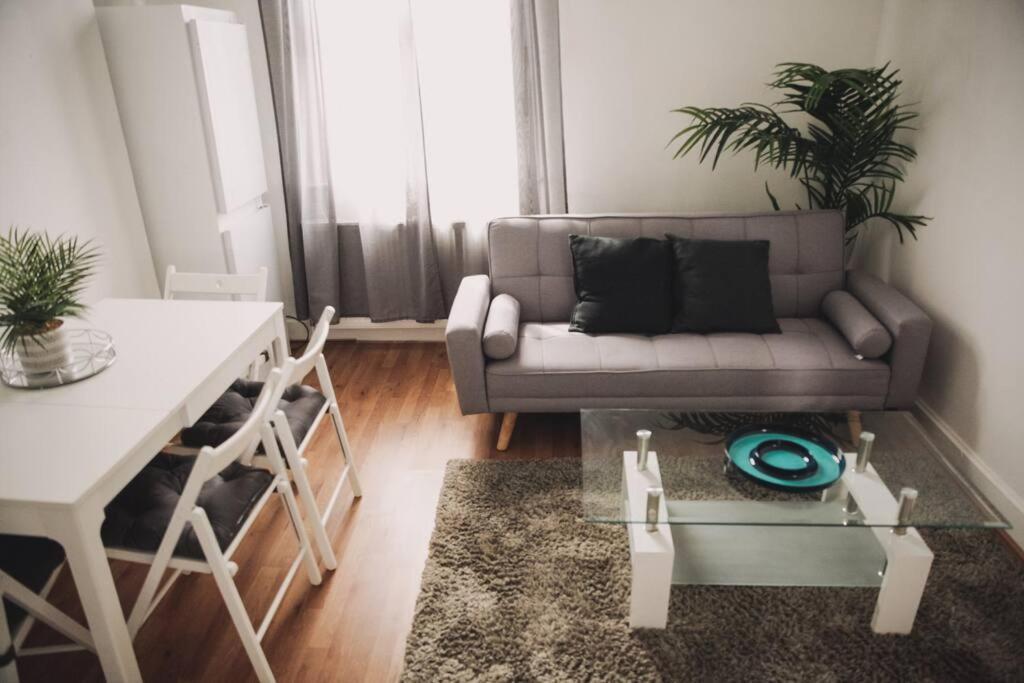 3 Bed Flat With Balcony Central Londen Buitenkant foto